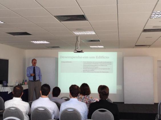 Lara Construir Verde 1 Nov 14